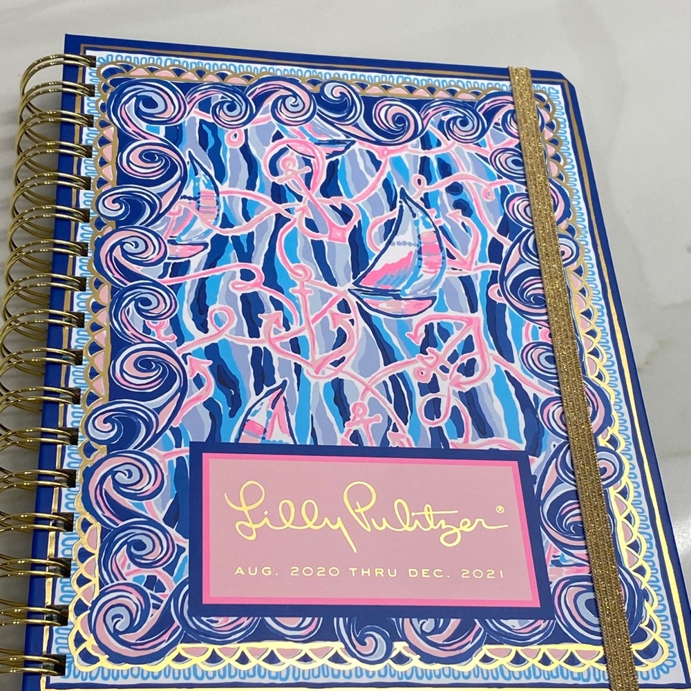 LILLY PULITZER PLANNER NEW - Picture 6 of 12